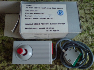 joystick pre PMD 85 vyrábaný vo VD IRISA Vsetín.